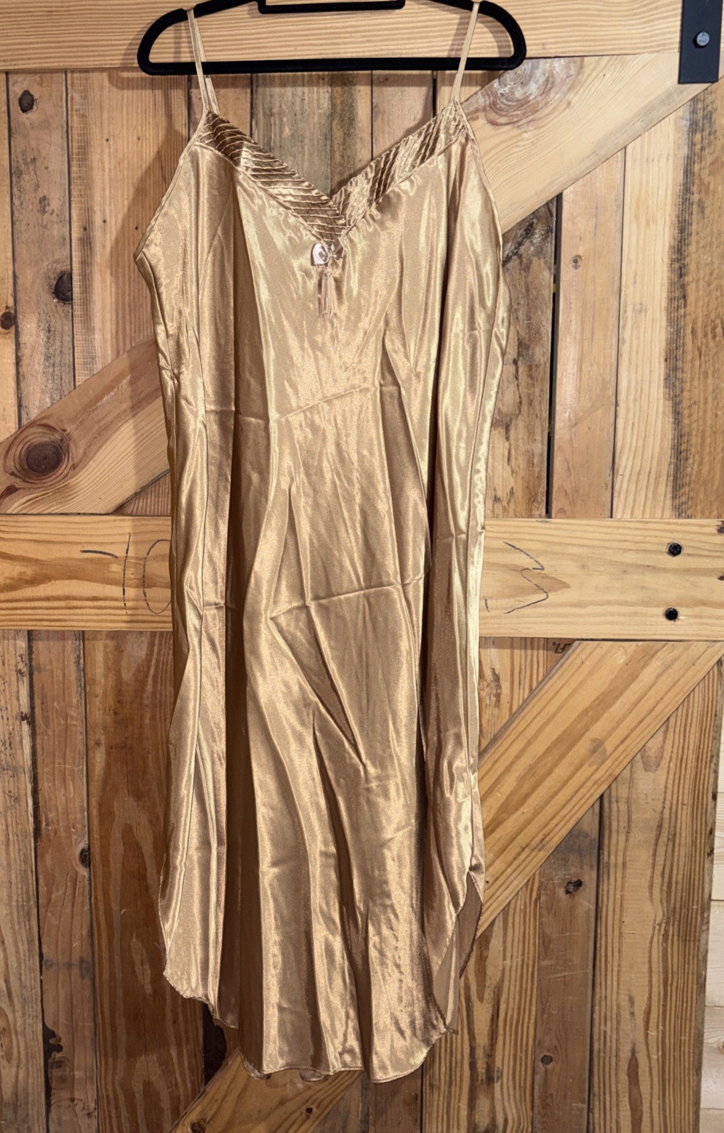 Vintage California Dynasty Liquid Gold Satin Nightgown Woven Ribbon V Neck XL
