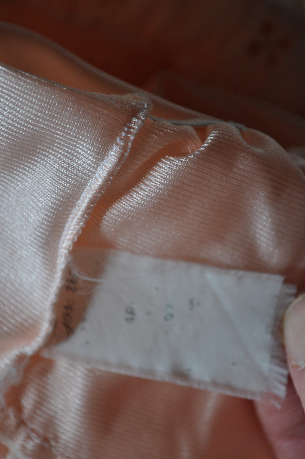 Vintage Gossard Artemis Long Sleepware Peach Read for Measurements