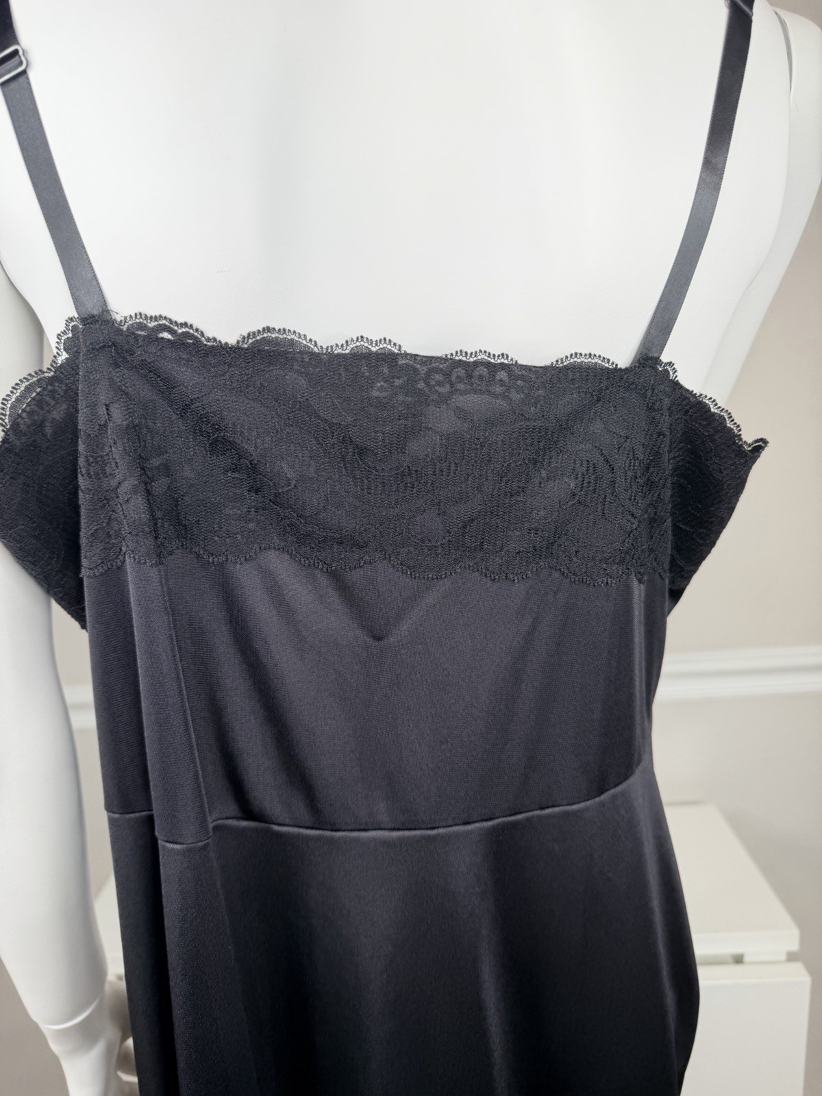 Vintage Dixie Belle Slip Lingerie Womens 44 Black Lace Trim Chemise Made USA