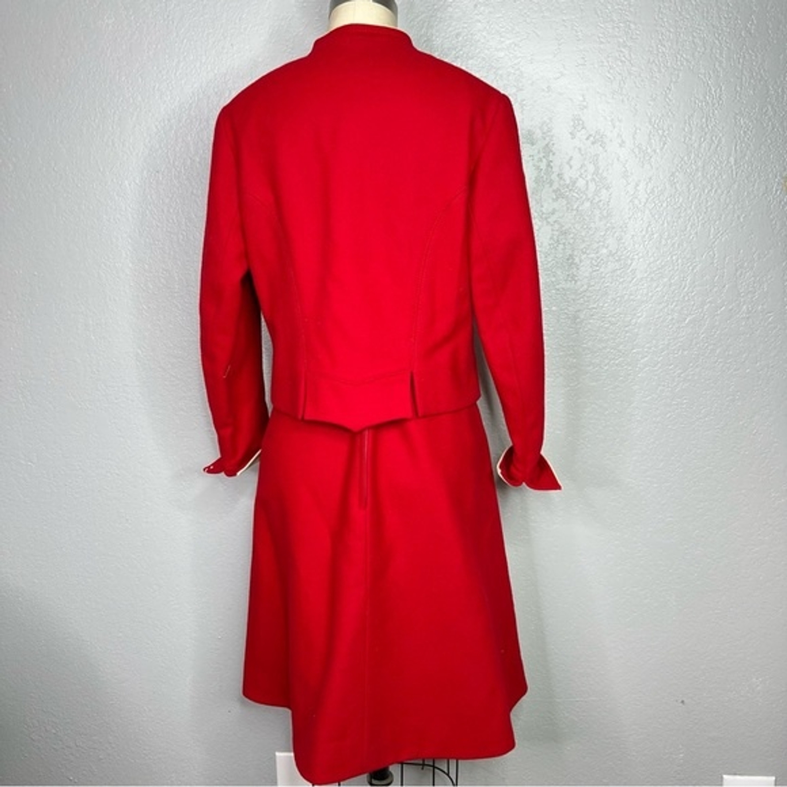 VINTAGE HAMMERER AUSTRIA RED WOOL SKIRT SUIT, EU 40, US small