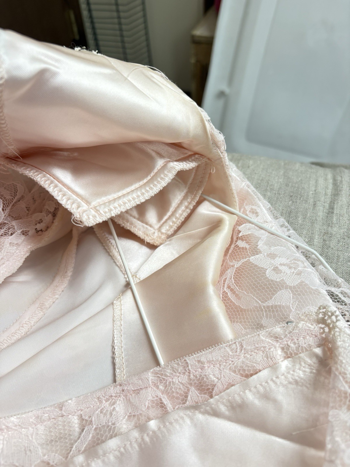Vintage Jo-Ed Sophisticates Pink Lace Maxi Dress Capelet Collar Long Sleeve 5/6