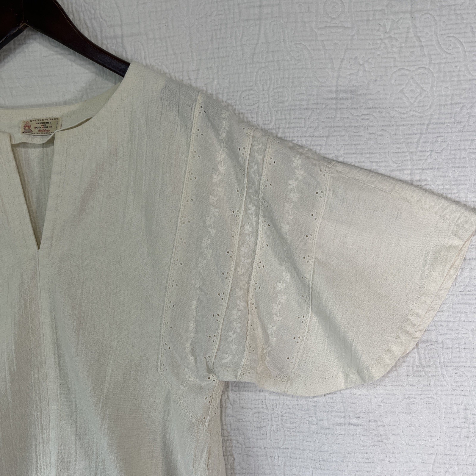 Vintage Fashioned And Handmade By Madelyne Cream Peasant Blouse Flutter Sleeve M