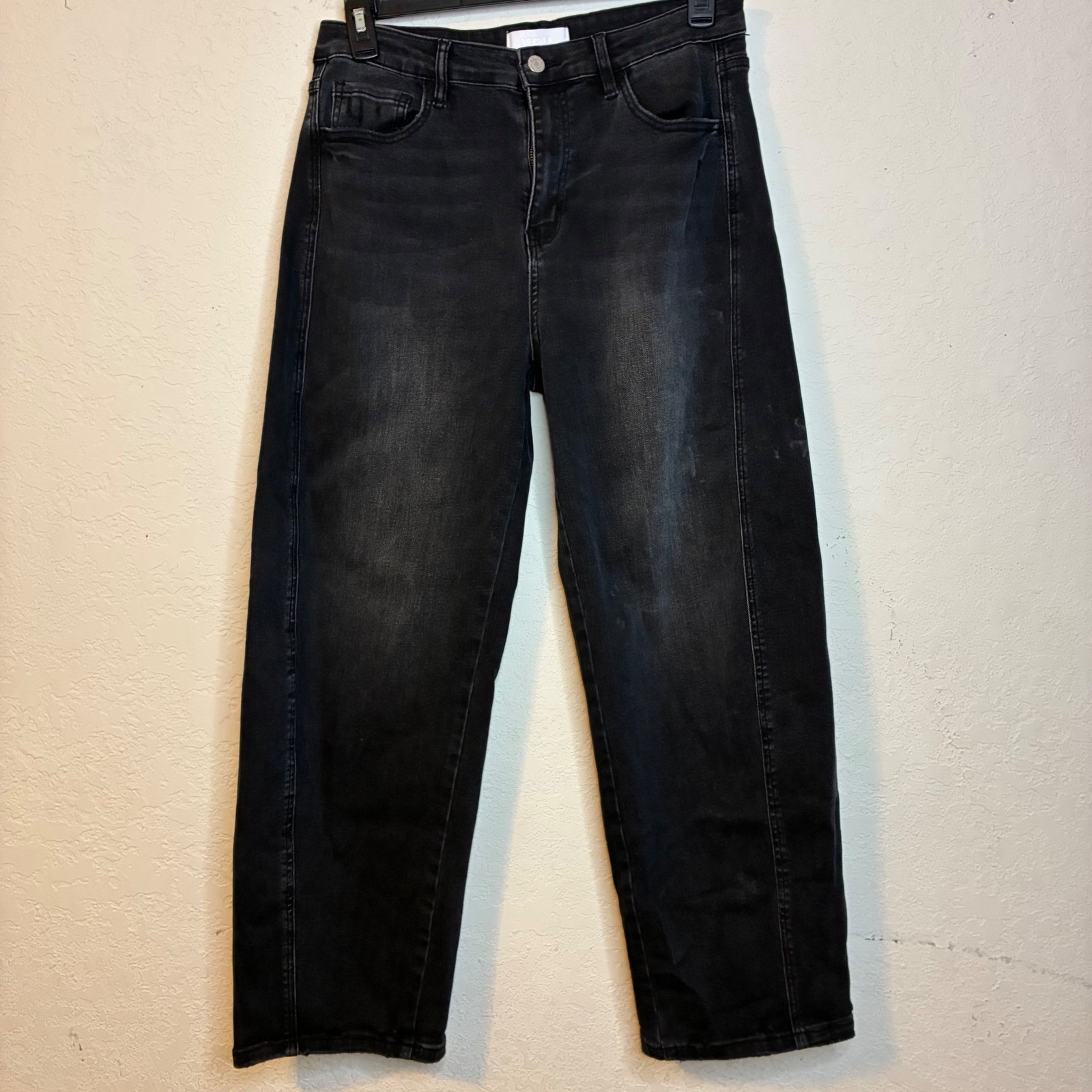 Vervet Super High Rise Panel Barrel Leg Jeans 31 Faded Black Distressed T6589