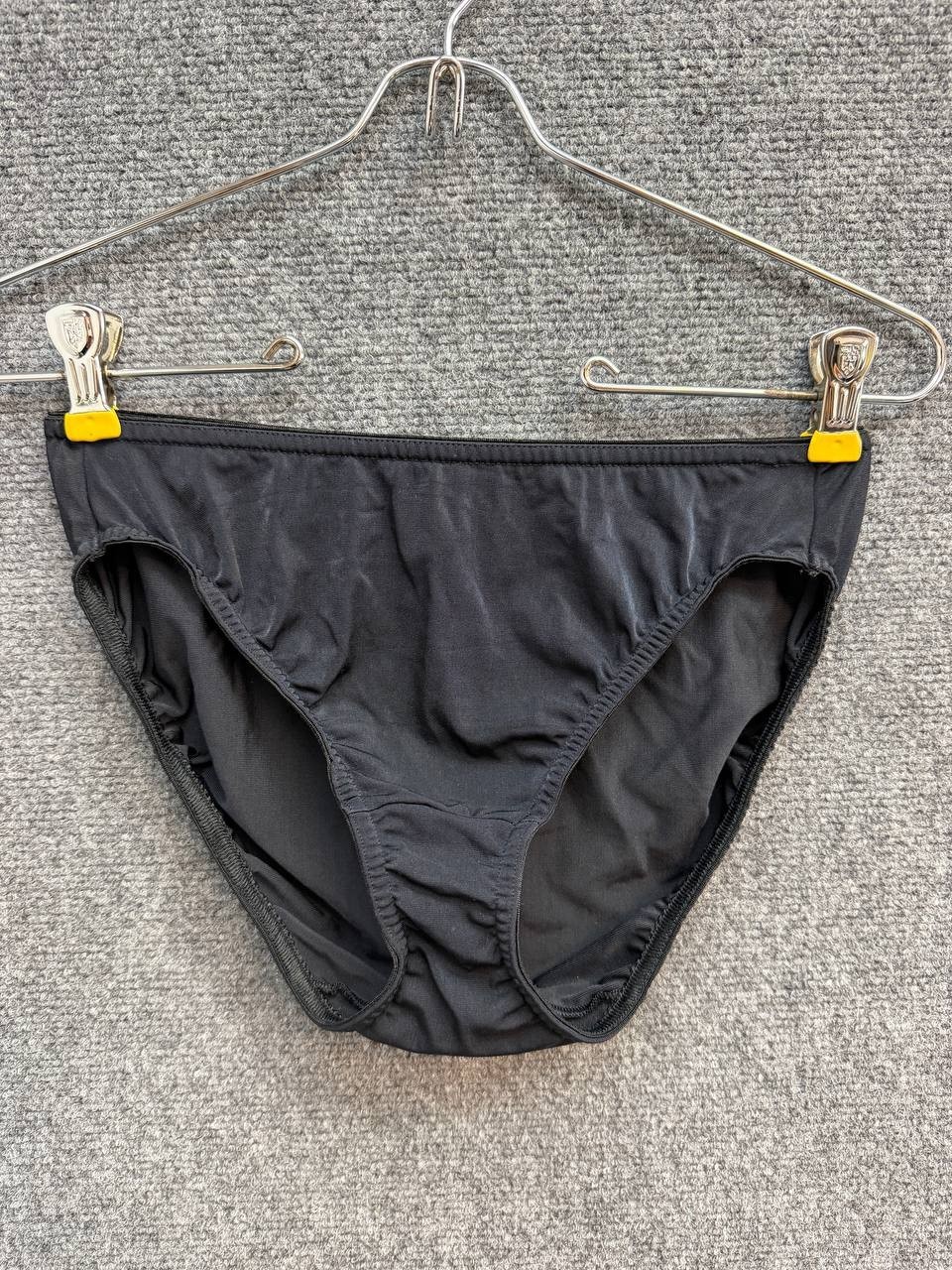 Van Raalte Black Hi Cut Brief Panties Women&rsquo;s Size Large Nylon Blend