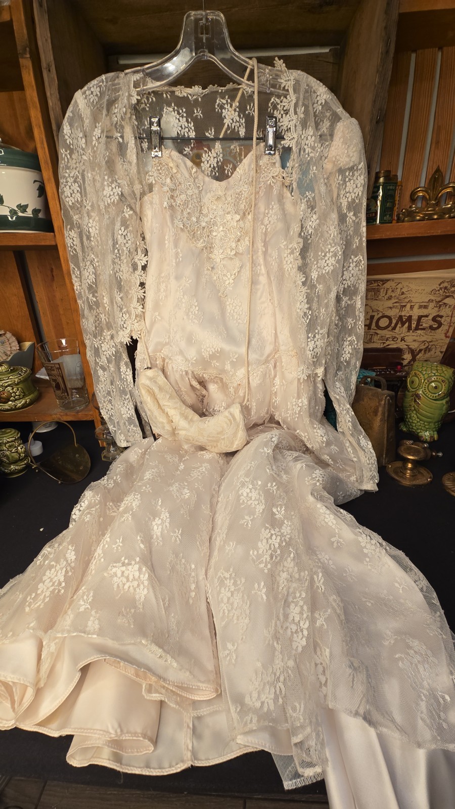 Early 1900s Vintage Lace Sun Dress with Matching Lace Jacket & Purse 🤍