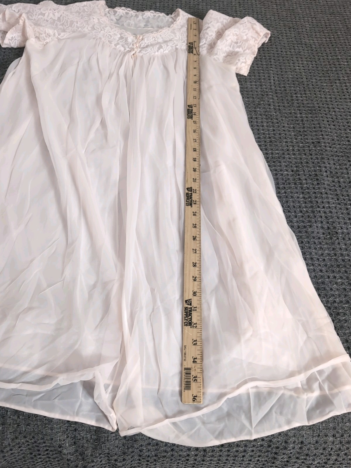 VINTAGE FORMFIT ROGERS PINK CHIFFON & LACE Babydoll ROBE Medium
