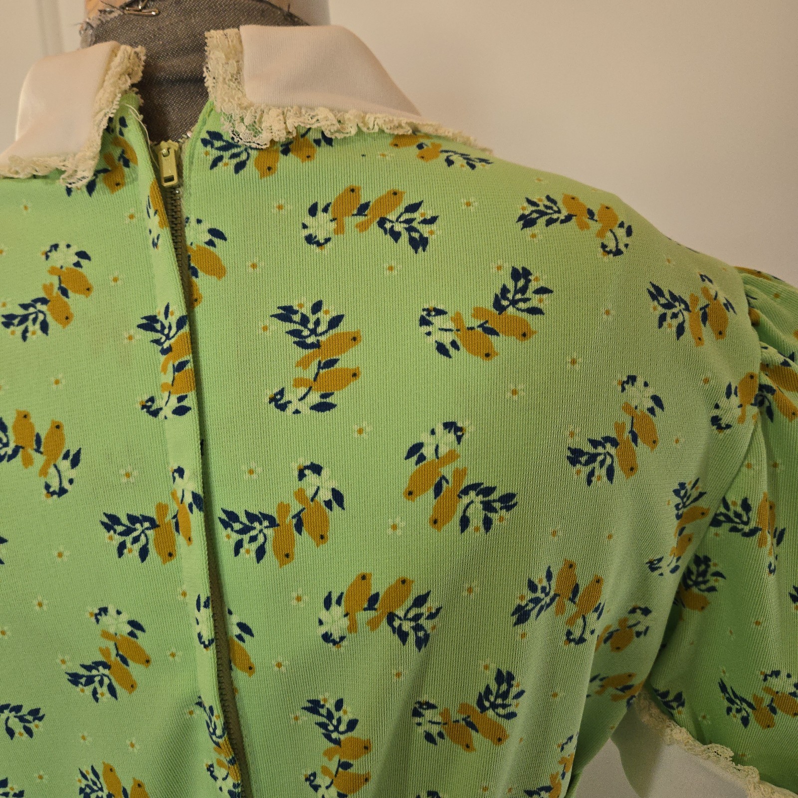 Vintage 70s Floral Bird Collared Maxi Dress, SIZE M, See Description