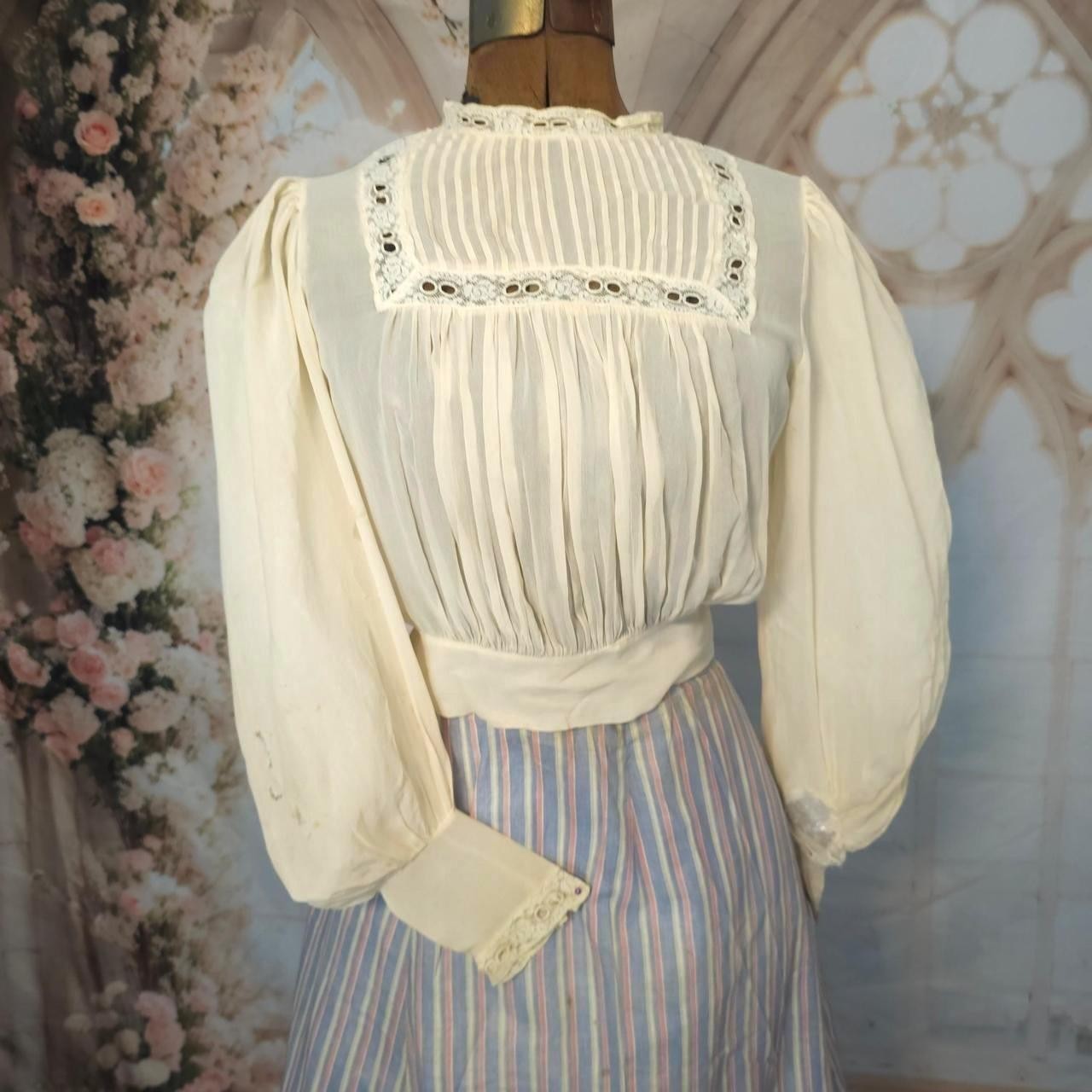 Antique Cream Lace Blouse w/ Puffy Sleeves Chiffon Prairie 1910s 1900s Top Shirt