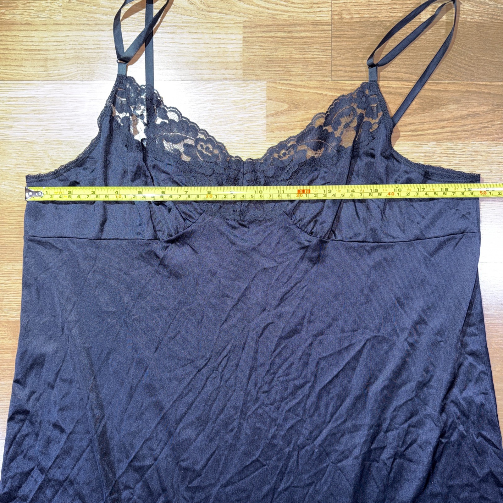 VTG Vassarette Nylon Lace Sleek Nightgown Sz Lg Sexy Black Silky