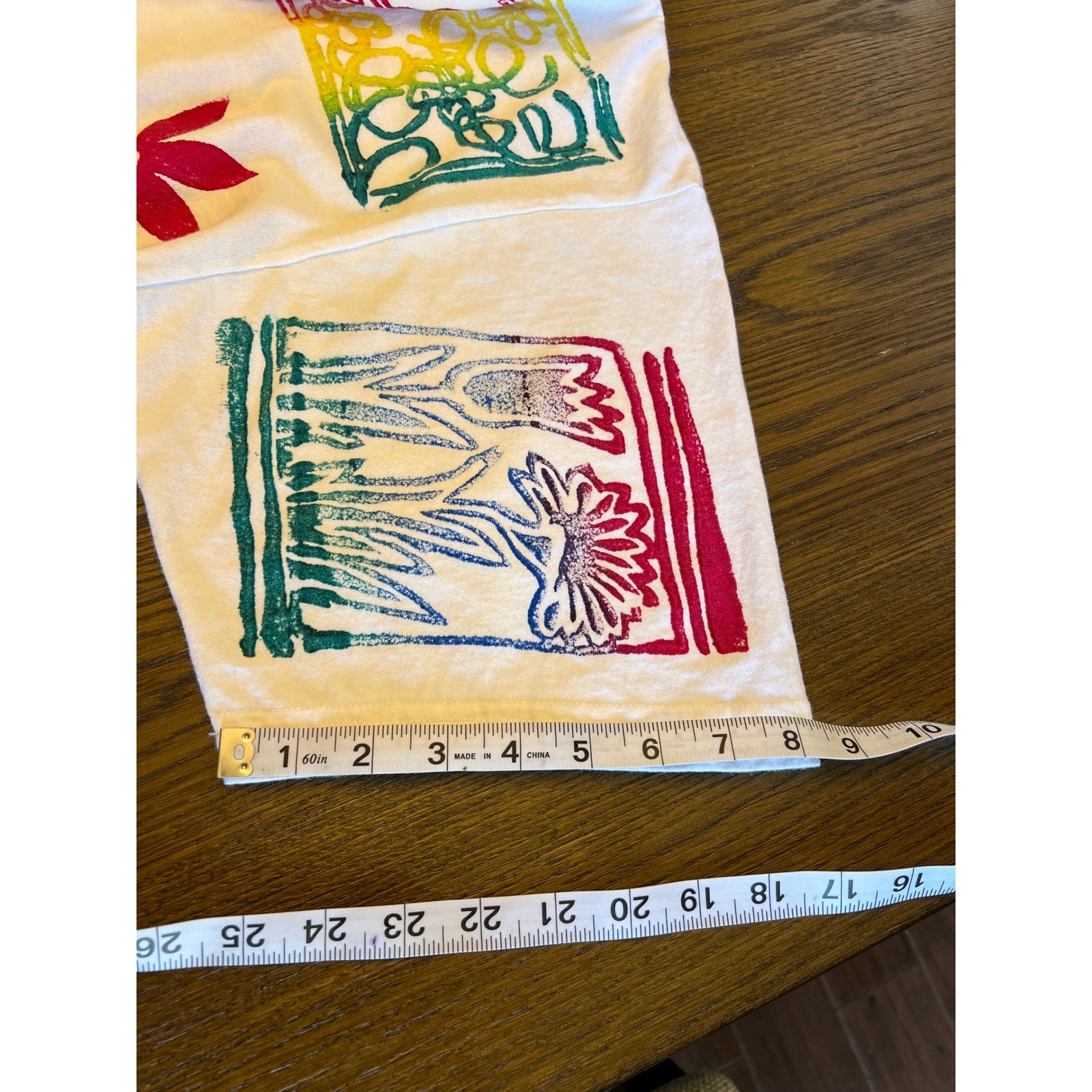 Vintage 90s L.A. Transfer Abstract Floral Graphic Tee Oversized Artsy Boho Shirt