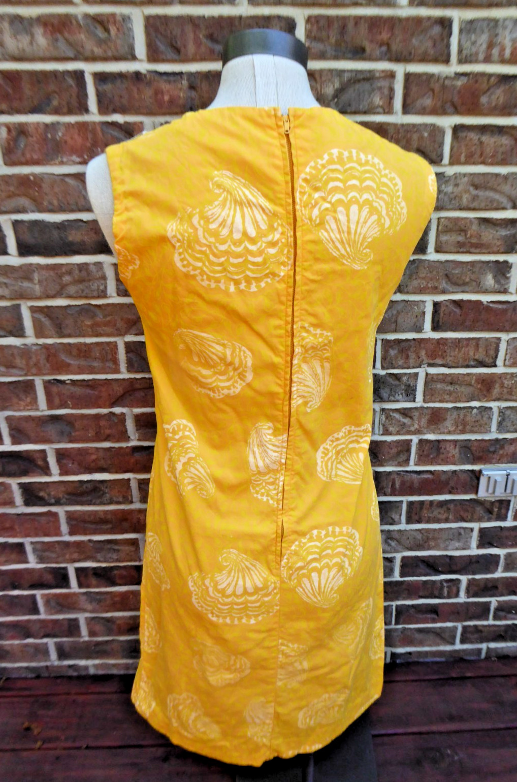 VTG 60s Flutterbye Mod Shift Dress Yellow Pique Shell Lace Summer Resort Sun S