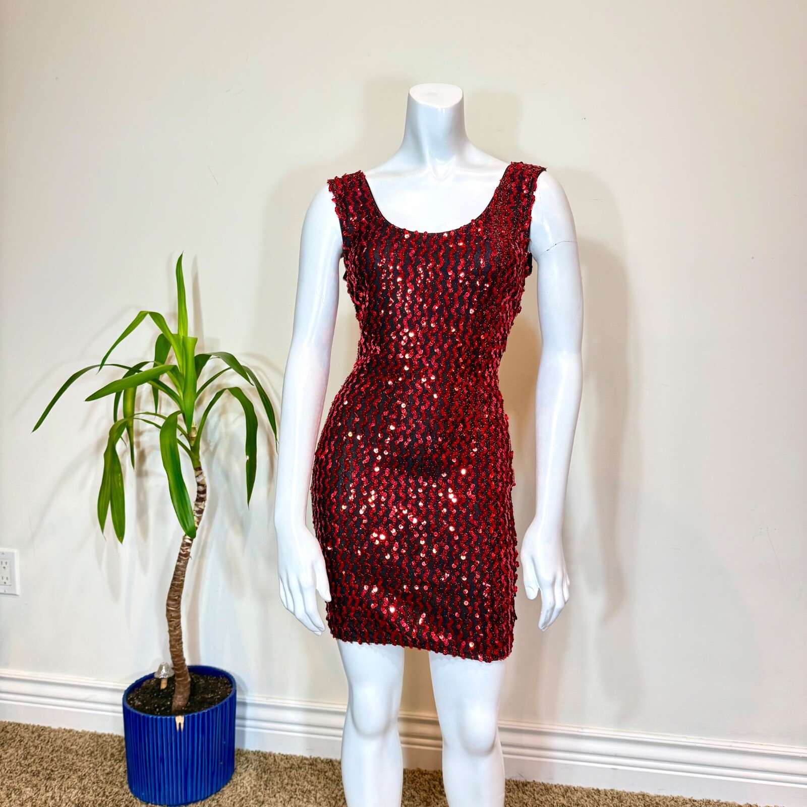 Vintage 80’s RED SEQUIN BODYCON MINI DRESS S Party Prom Disco Slip Wiggle Sexy
