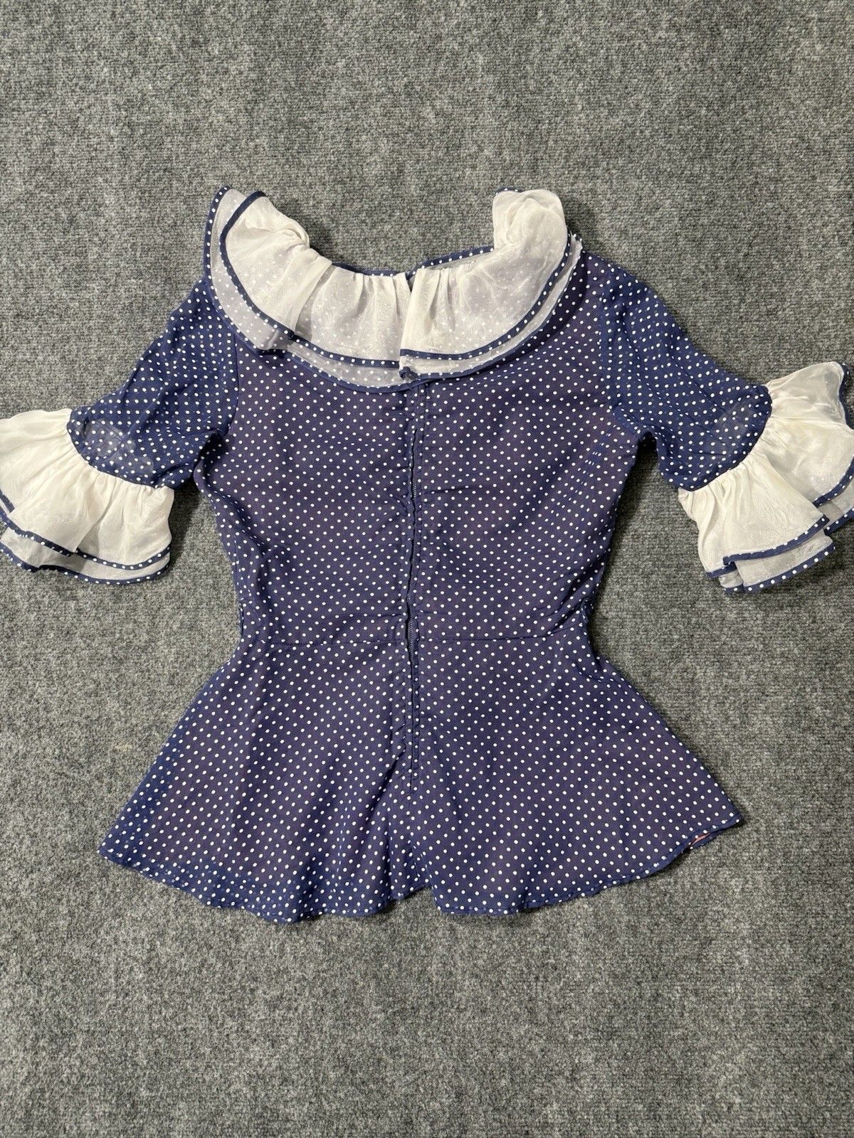 Vintage 60s 70s Polka Dot Blouse Ruffled Sleeves And Collar Ladies Garment
