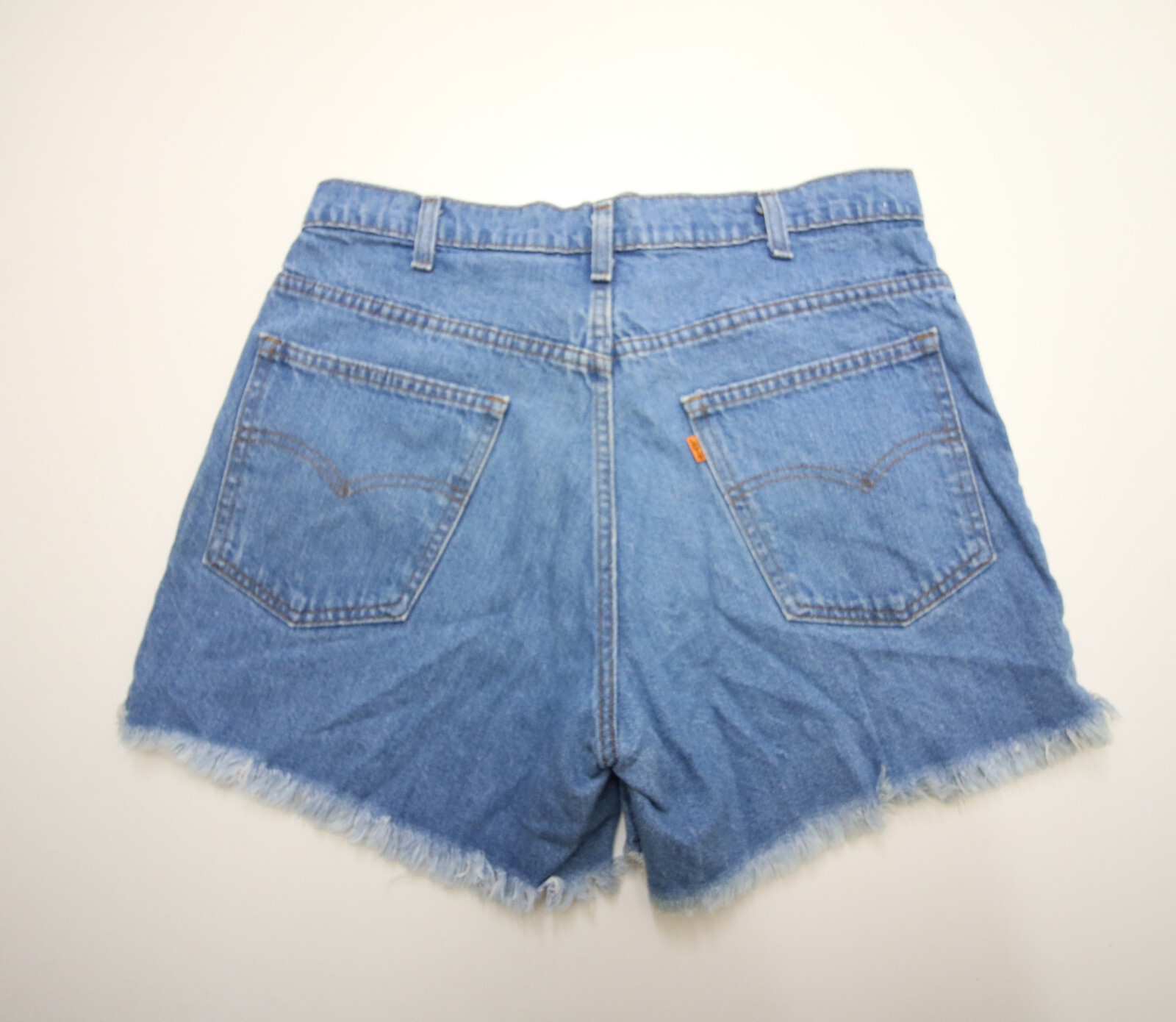 Vintage Levis 80s 532 Orange Tab Cut Off Denim Shorts 33&Prime; Waist Raw Fringe Edge