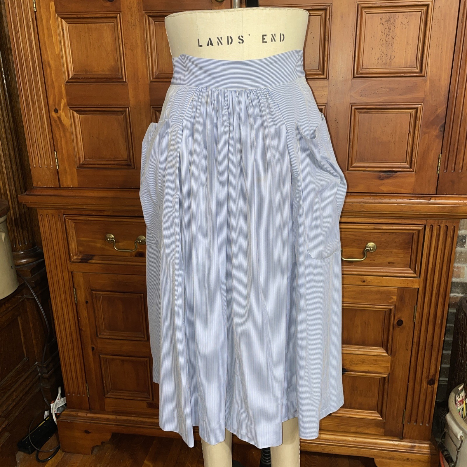 Vintage 50s Blue Seersucker Striped Rockabilly Skirt Large Front Pockets 27.5”w