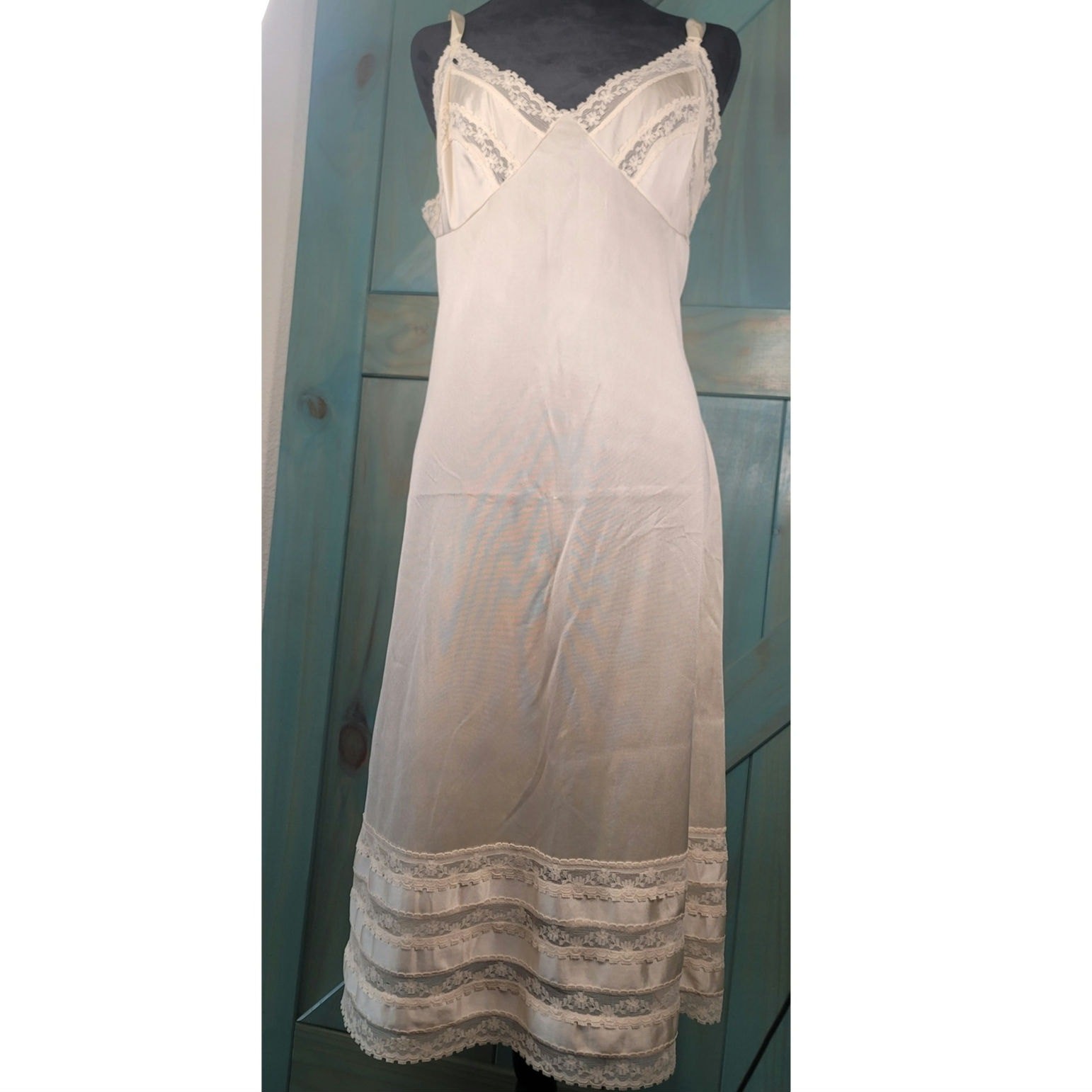 Off-white Vintage Slip Dress Delicate Lace Trim at the Neckline and Hem