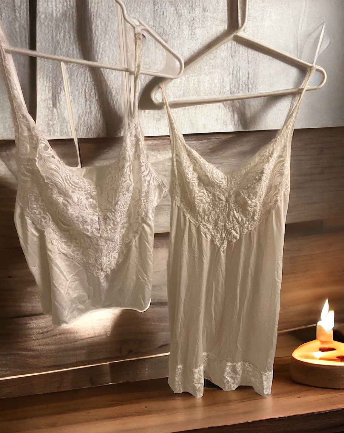 2 PC Vintage Women’s Vanity Fair White Cami Top 38/44 & Full Slip Size 36 24&Prime;/42