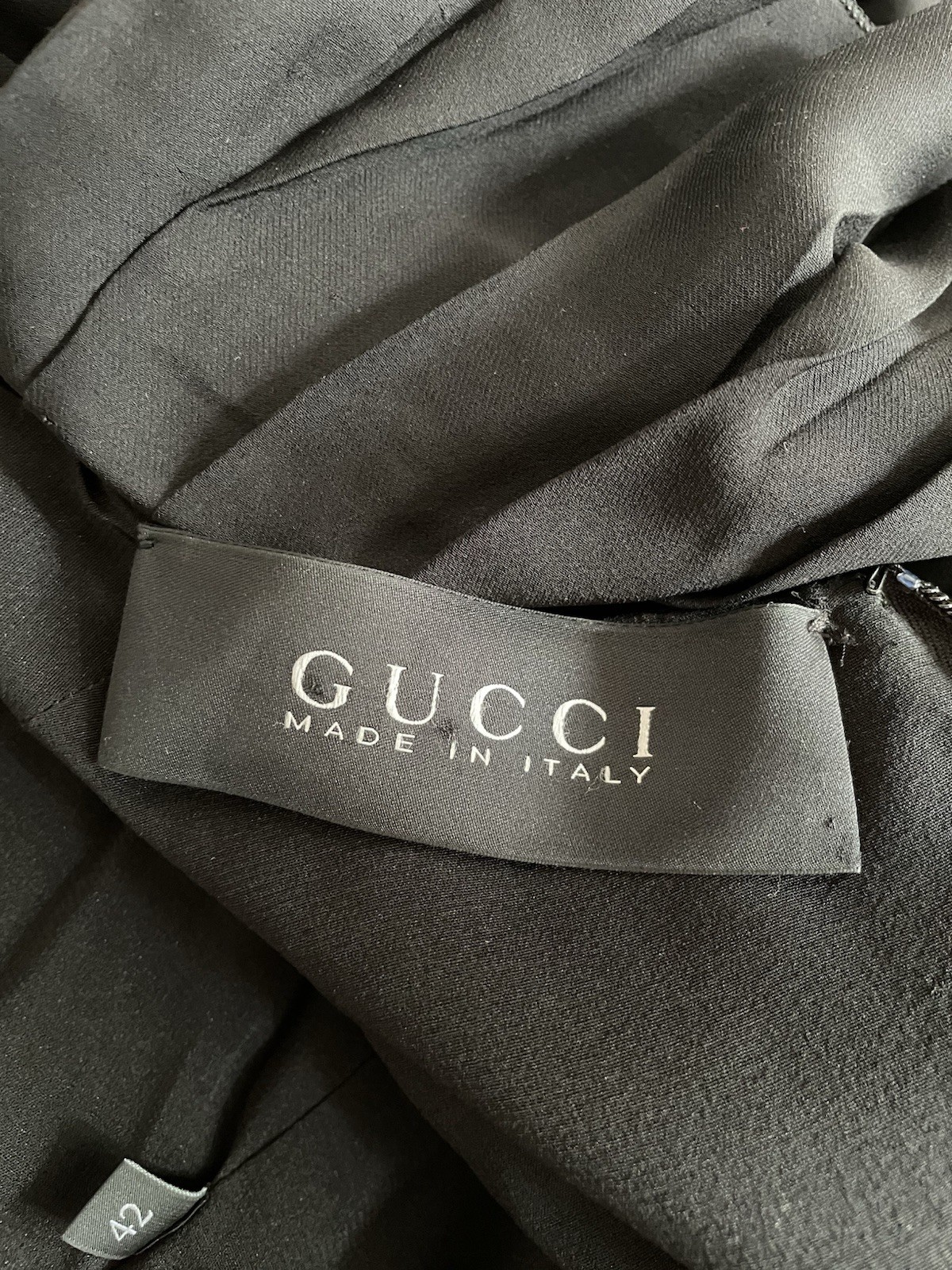 Gucci Fall 2015 Size 42 US 6 Black Silk Pleated Ruffled Dress V Neck Alessandro
