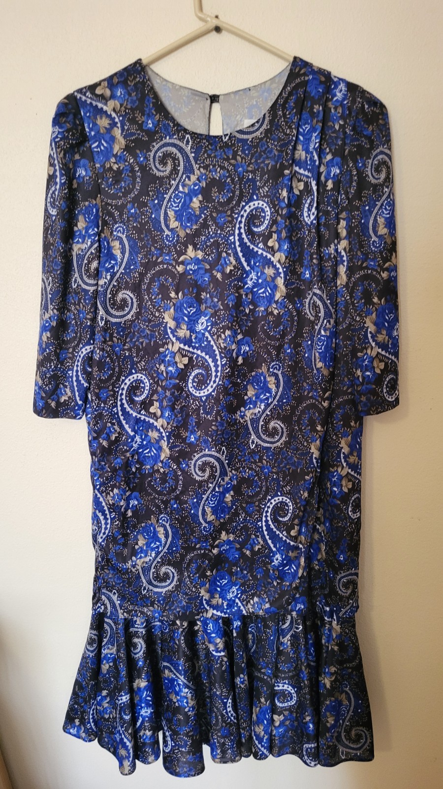 Vintage Risa Ann NY Blue Paisley Pleated Party Dress 14.5 Key Hole Back 80s 90s