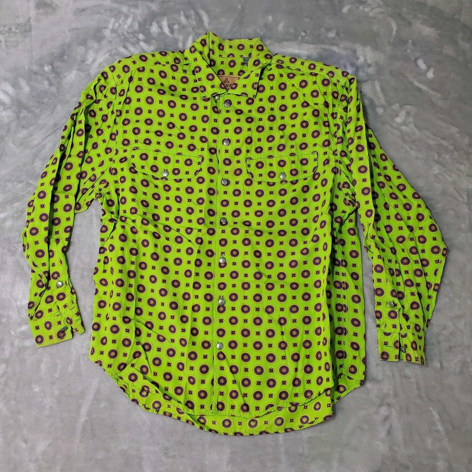 Vintage Lizwear Lime Green Medallion Print Snap Front Rayon Shirt Womens Large