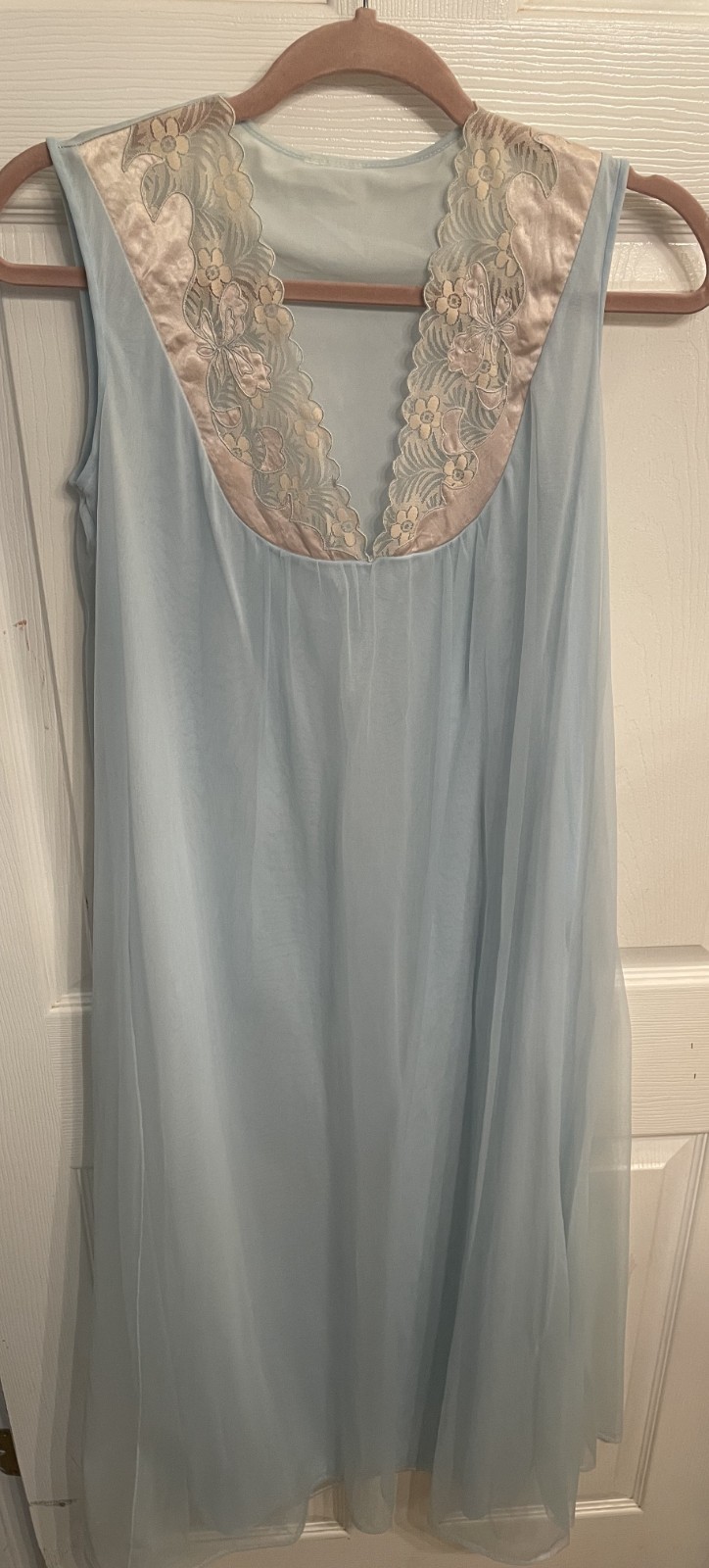 Vintage BABY BLUE Sheer Chiffon over Nylon Nightgown Negligee Gown Applique READ