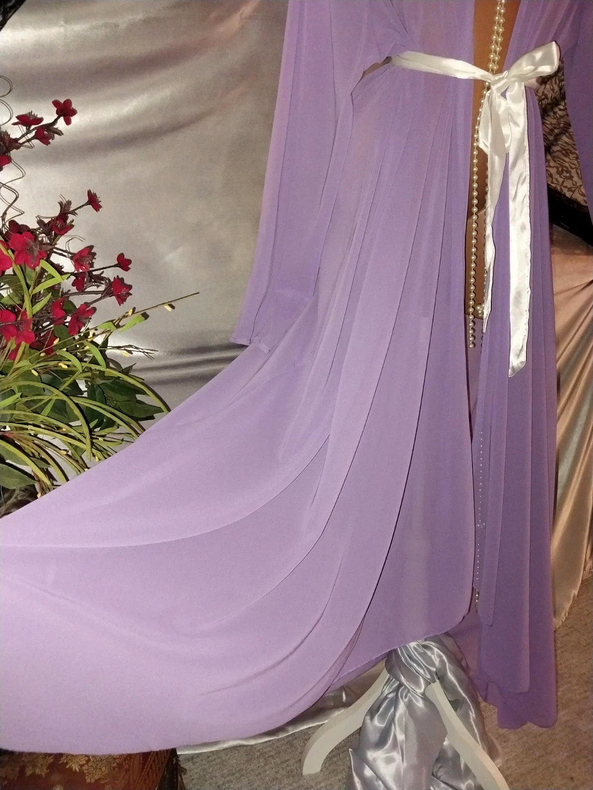 VTG SILKY SEMI SHEER TIERS PURPLE CHIFFON LONG TWIRLY ROBE DUSTER OSFM 52 54&Prime;