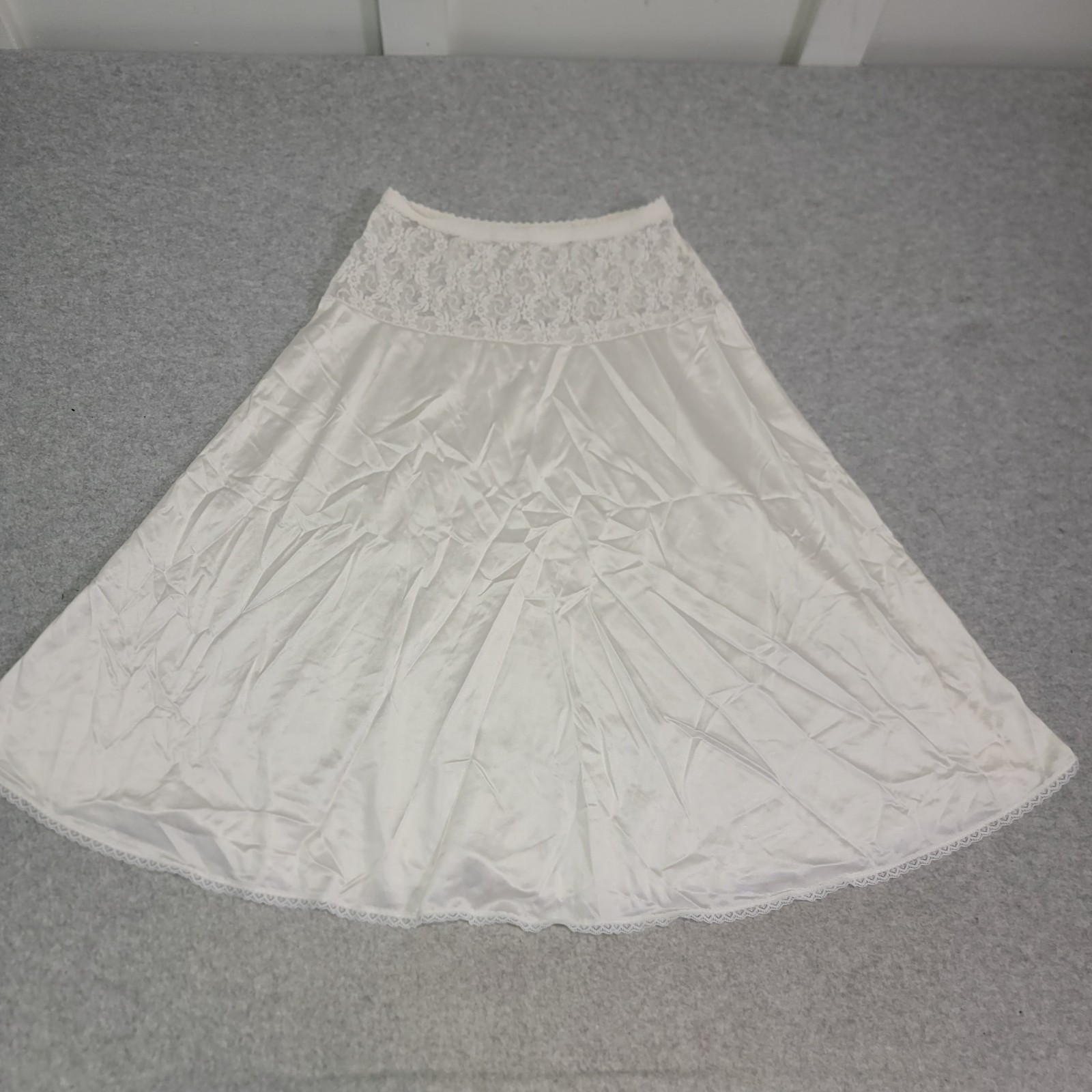 Bestform Nylon Half Slip Skirt Small Flare Lace Top Antron Vintage 1257 White