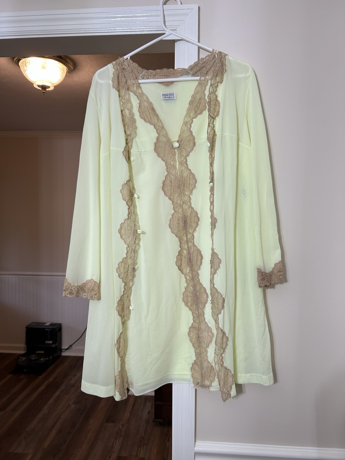 Vintage Emilio Pucci Formfit Rogers Nightgown Robe Lingerie Lace Detail Ivory
