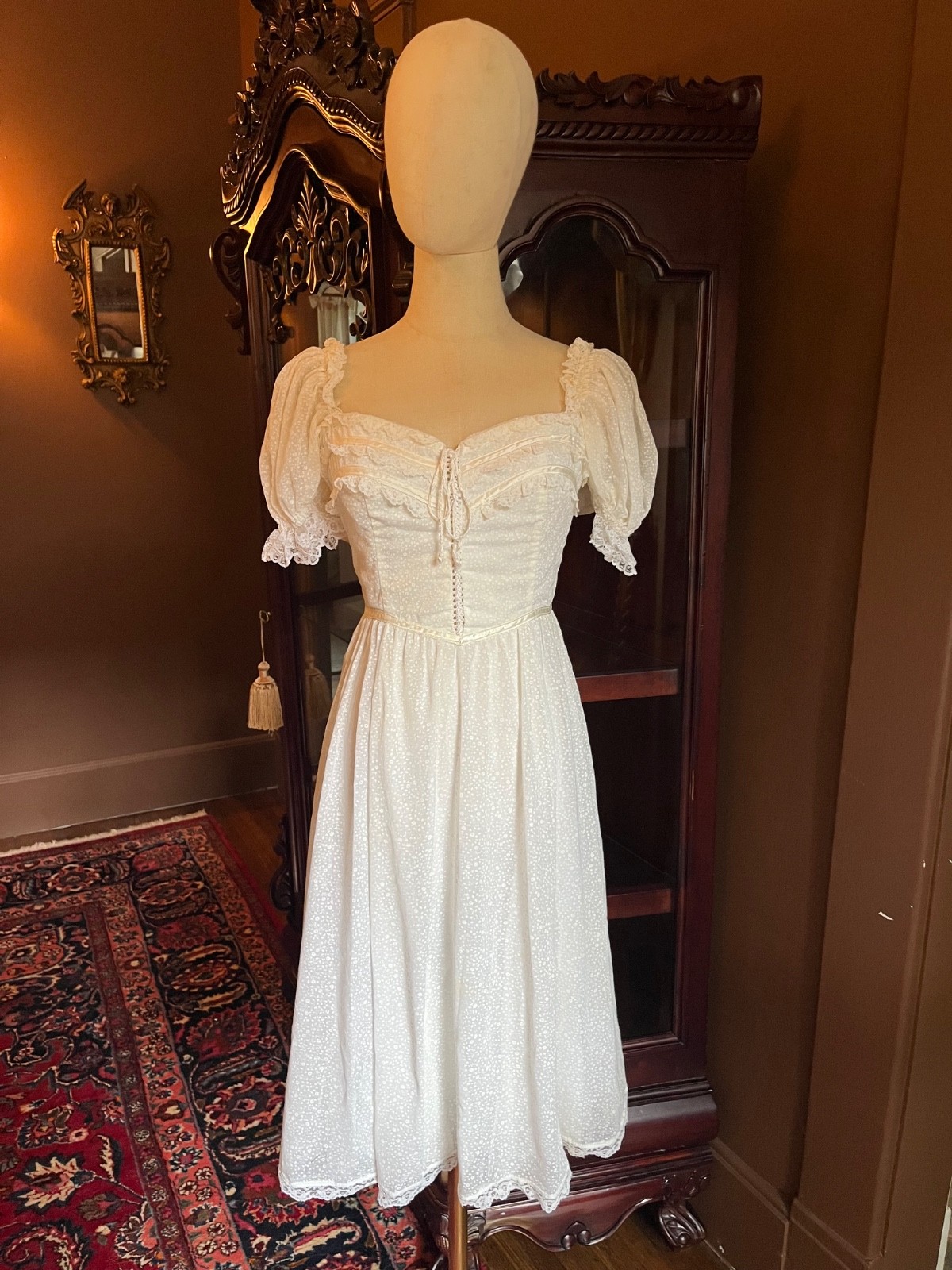 Vintage Gunne Sax by Jessica White Prairie Cottagecore Lace Midi Dress XS 26”