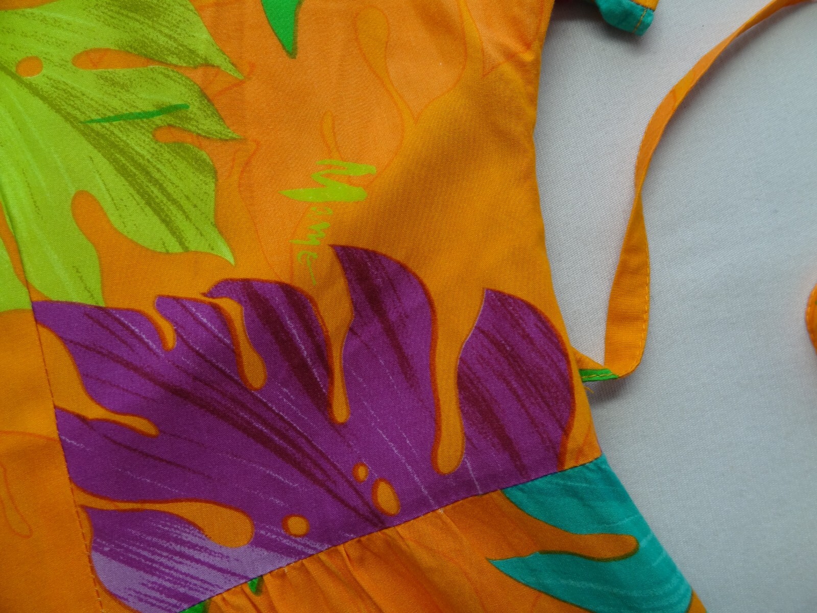 Mamo Howell XL 100% Rayon Colorful Hawaiian Dress VTG Style 530 Tie Waist USA