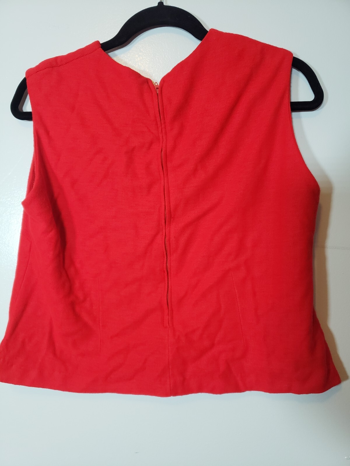 Vintage Silla&rsquo;s from Italy to Miami Gray and red 3-piece suit 1960&rsquo;s / 1970&rsquo;s