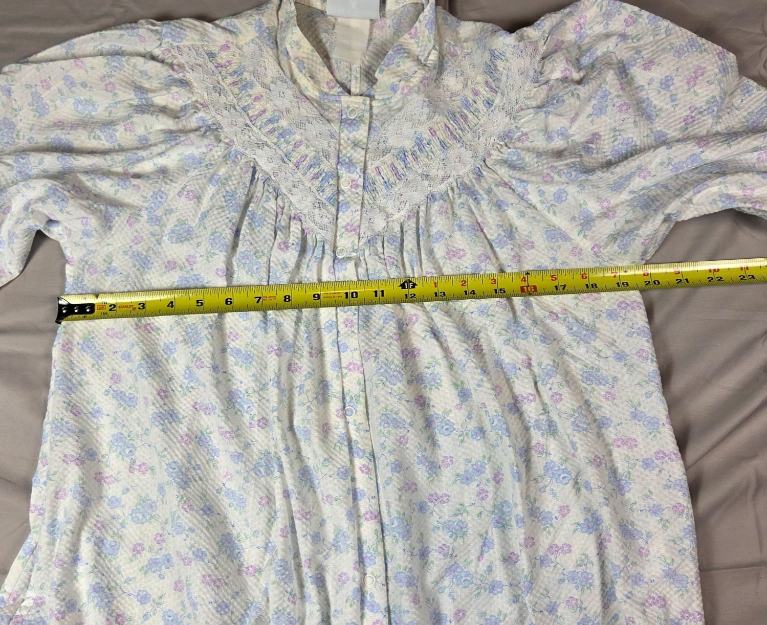VTG Gilligan & O’Malley Floral Robe Gown Short Sleeve with Pockets & Snaps