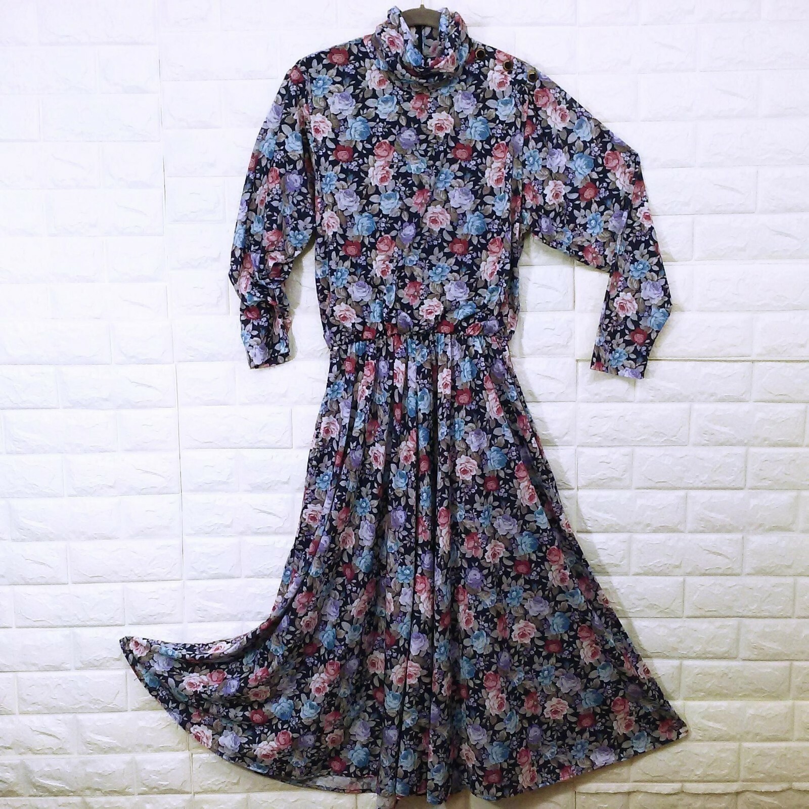 Vintage 80s Stuart Alan Floral Midi Dress Sz-10 Pockets Modest LSleeve Mockneck