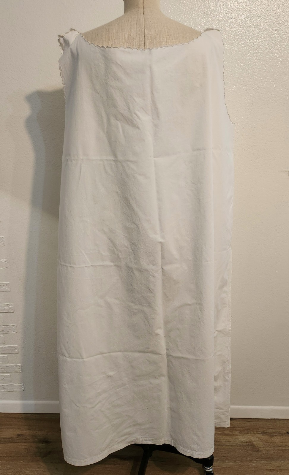 Vintage Cottagecore White Embroidery Sleeveless 3XL Sleep Dress Gown