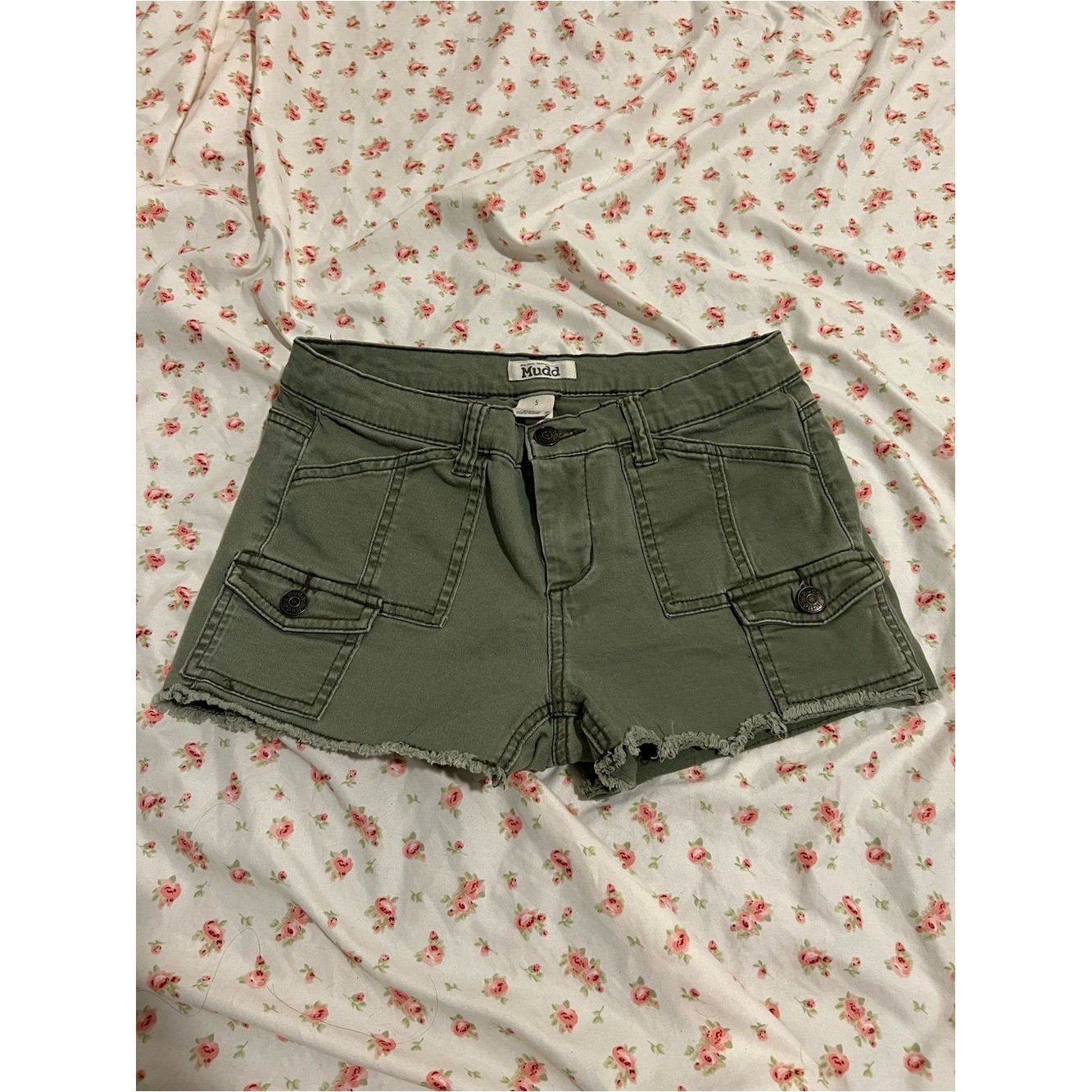 vintage low rise green cargo mini shorts