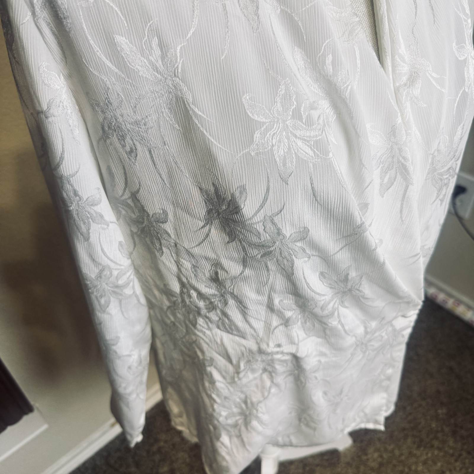 Vintage Ivory wrap Blouse Lloyd Williams sz 10 romantic dressy textured floral