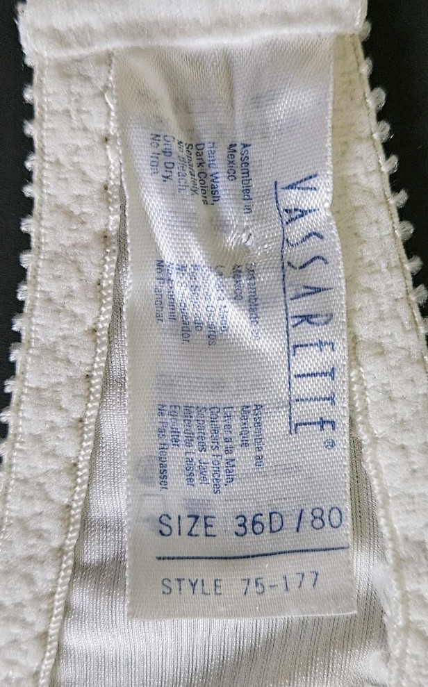 Vtg 90&rsquo;s Vassarette White Ribbed Satin Unlined Underwire Bra 75-177 Seamed 36D