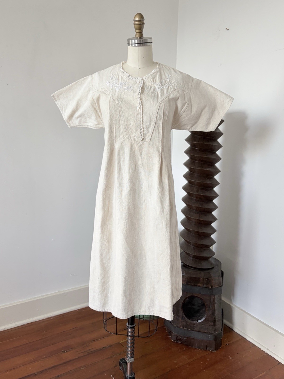 Antique Edwardian French Homespun Linen Chemise Hand Embroidery Lace Trim S Folk