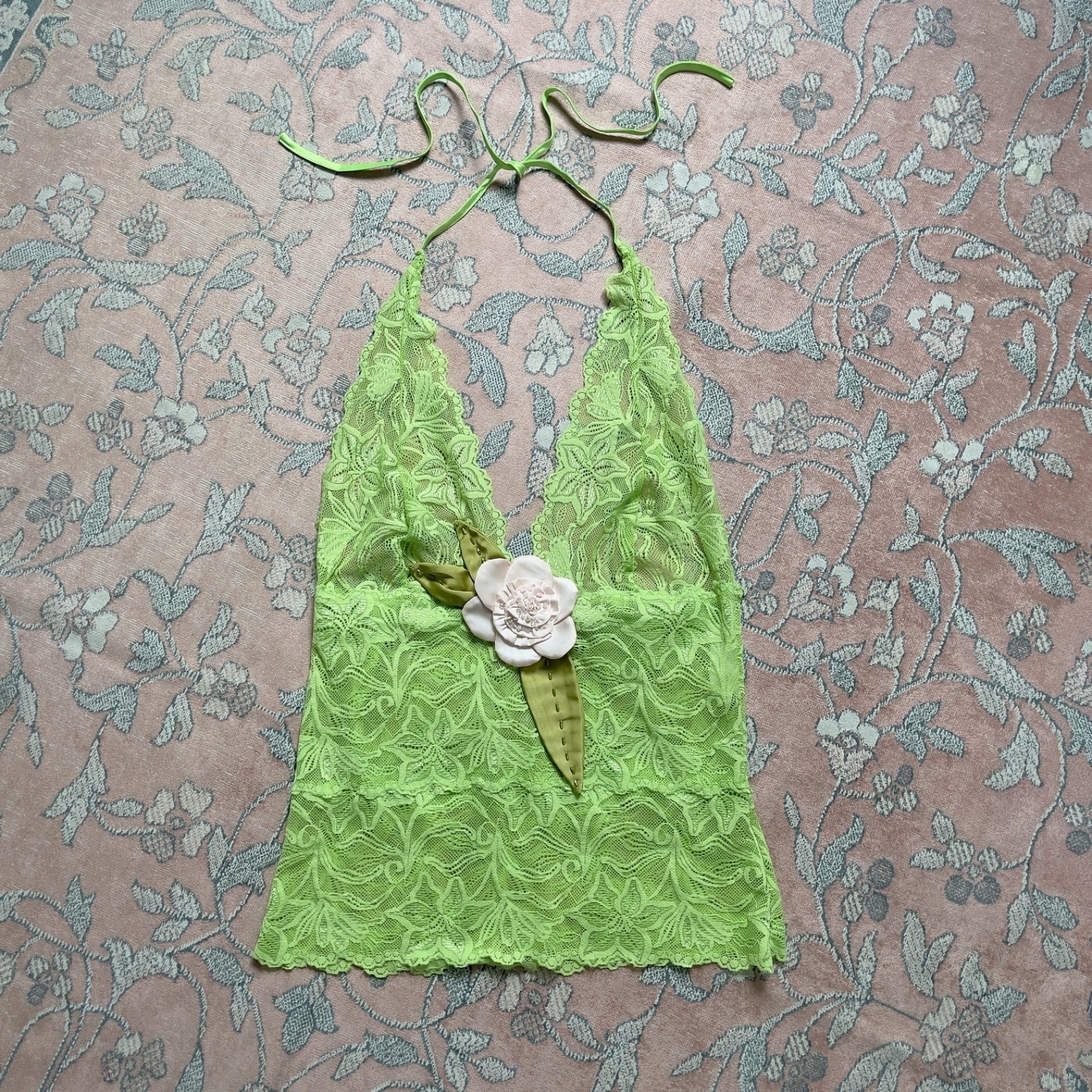 Romantic Frederick’s of Hollywood Y2K Lime Green Lace Sheer Halter Camisole (M)