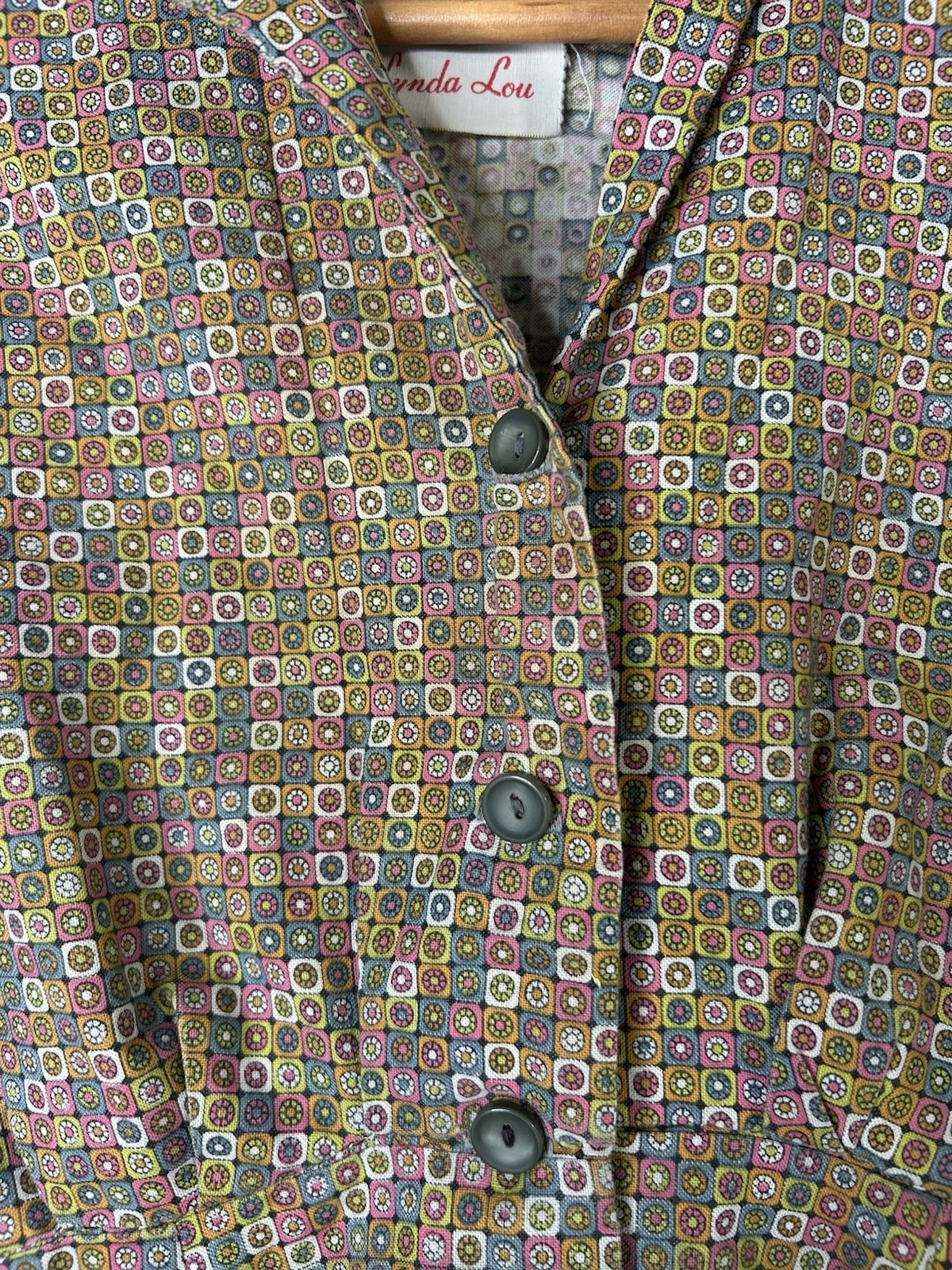 Vintage 1960’s Dress Women’s Multicolor Pattern Aline Fit Flare Everyday Causal