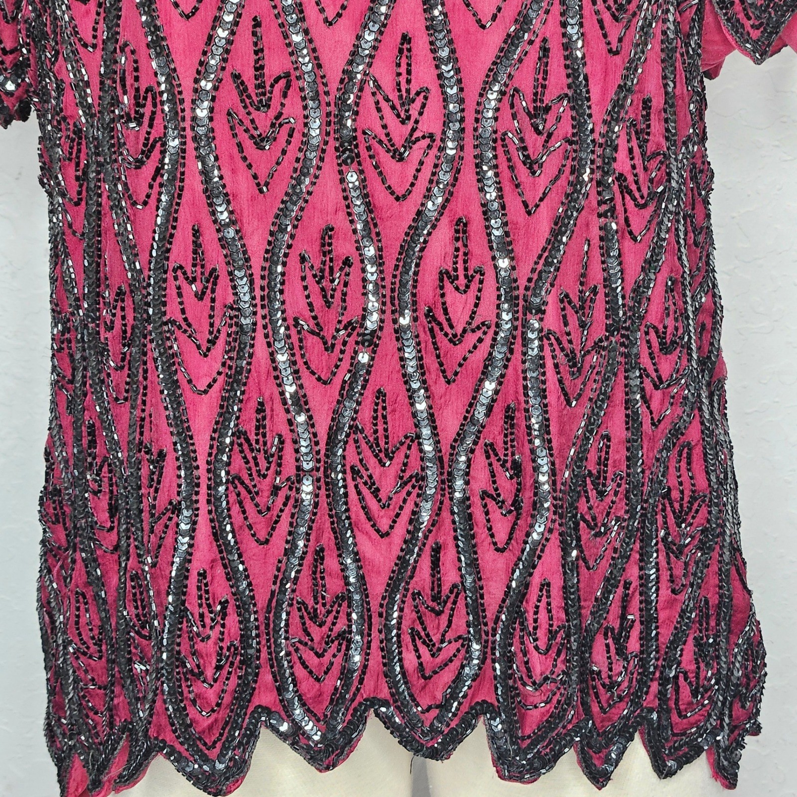 Stenay Petite Vintage Beaded Sequin Silk Blouse Burgundy Black Scalloped PL