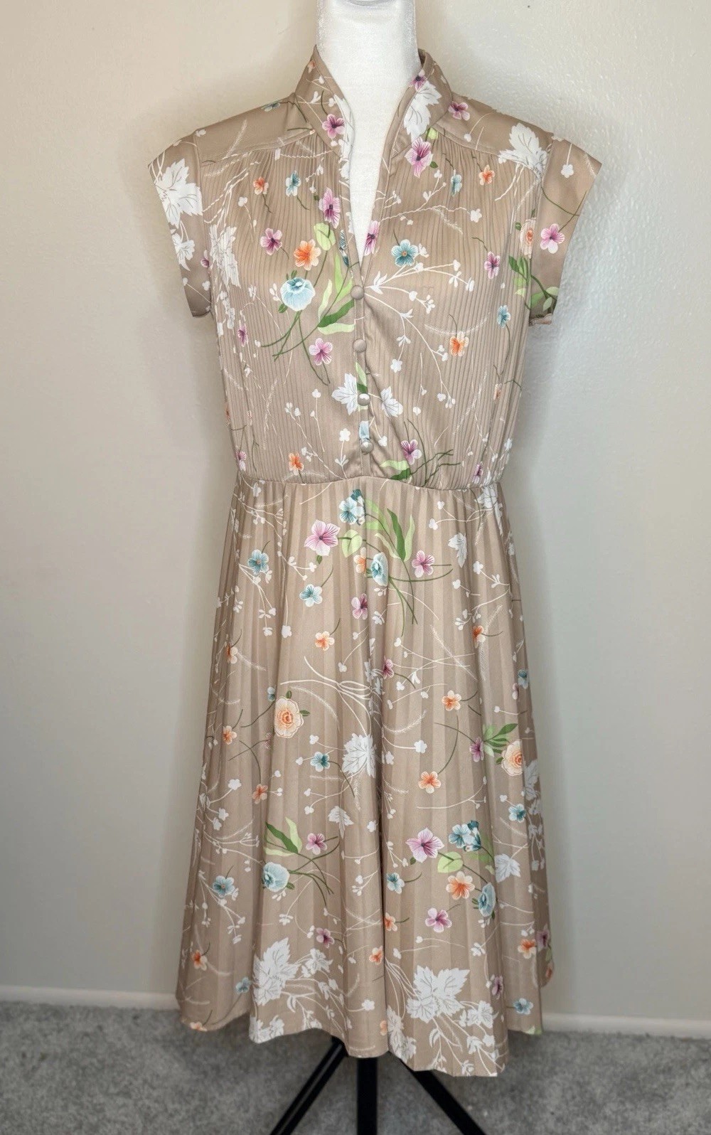 VTG 70s Spring Floral Dress Sz 8/10 Med Retro Pretty Feminine Cap Sleeves CUTE!