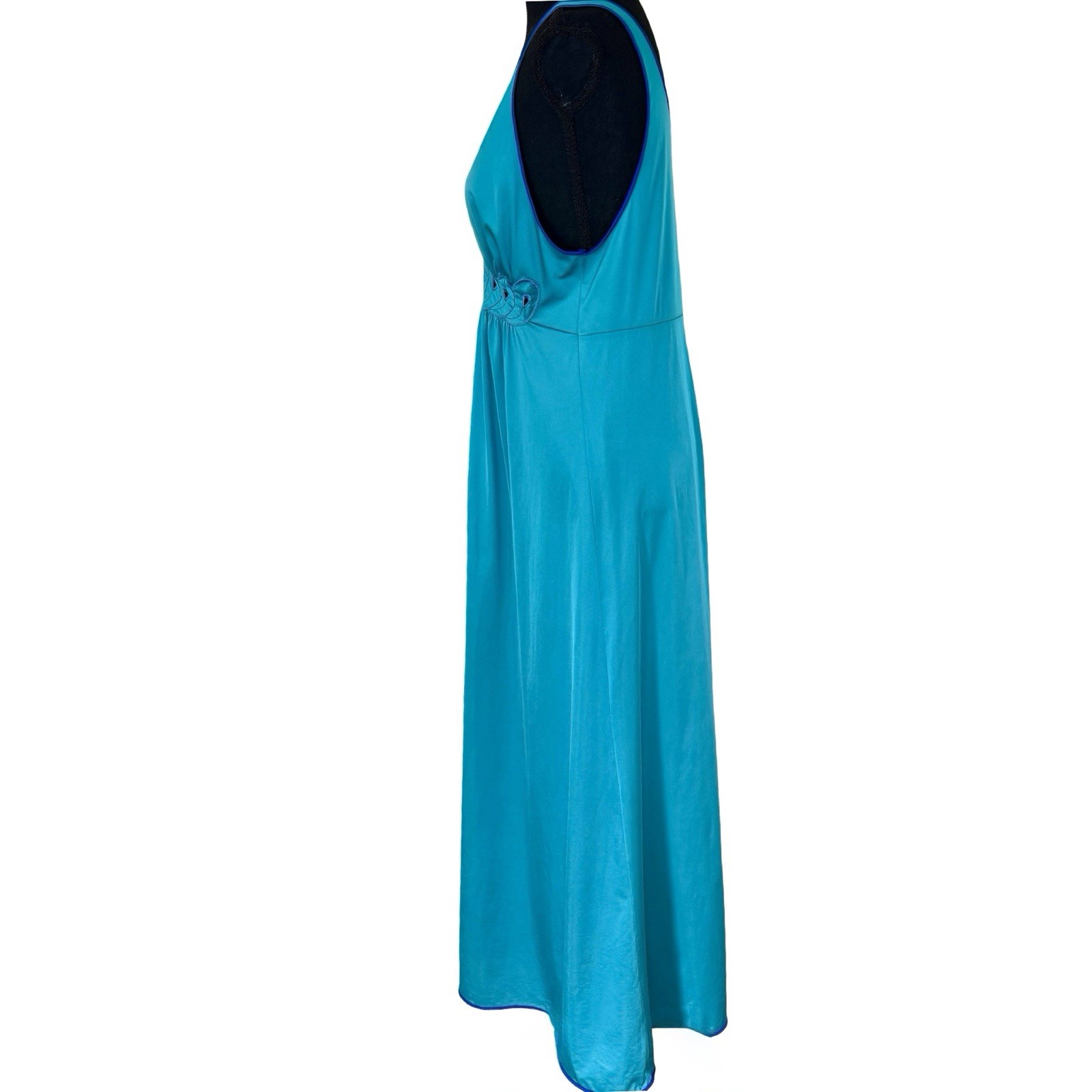 Vintage 70s Shadow Line Turquoise & Purple Embroidered Peacock Nightgown – Small