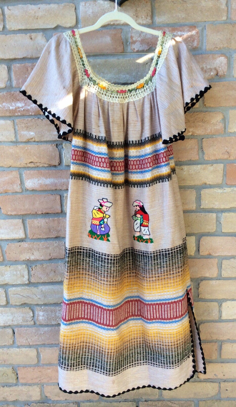 VTG Multicolor Embroidered Mexican Blanket Midi Dress Art 46&Prime;B 49&Prime;H 50&Prime;L FLAWS