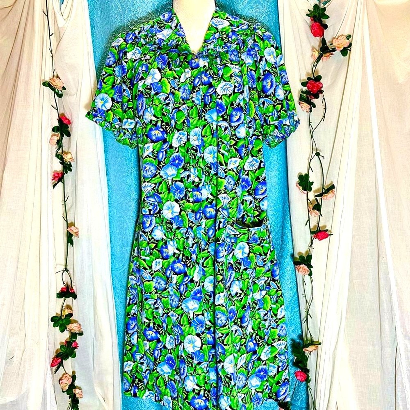 Vintage 70s Models Coat Floral Peter Pan Collar House Coat Grannycore Dress XL