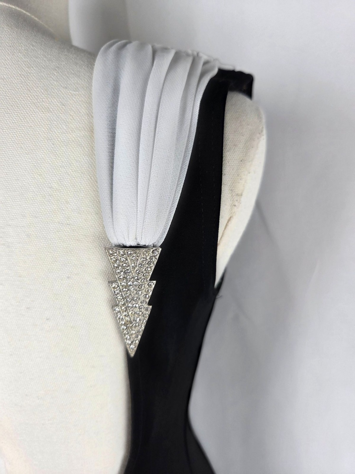 Vintage Cache Black White Evening Gown 90s Y2K Cowl Draped Open Back Formal XS