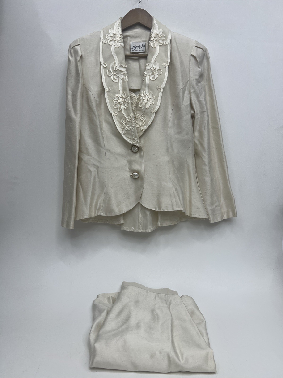 Vintage Jeffrey & Dara Women’s 2 Piece Skirt Suit Wedding Guest Set- Size 11/12