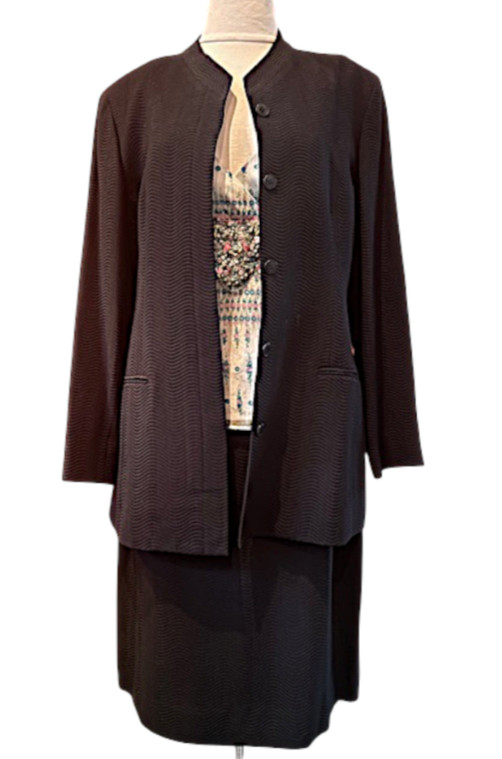 Emanuel Ungaro Vintage Black Suit Mandarin Collar / Pencil Skirt Size 10 ($775)