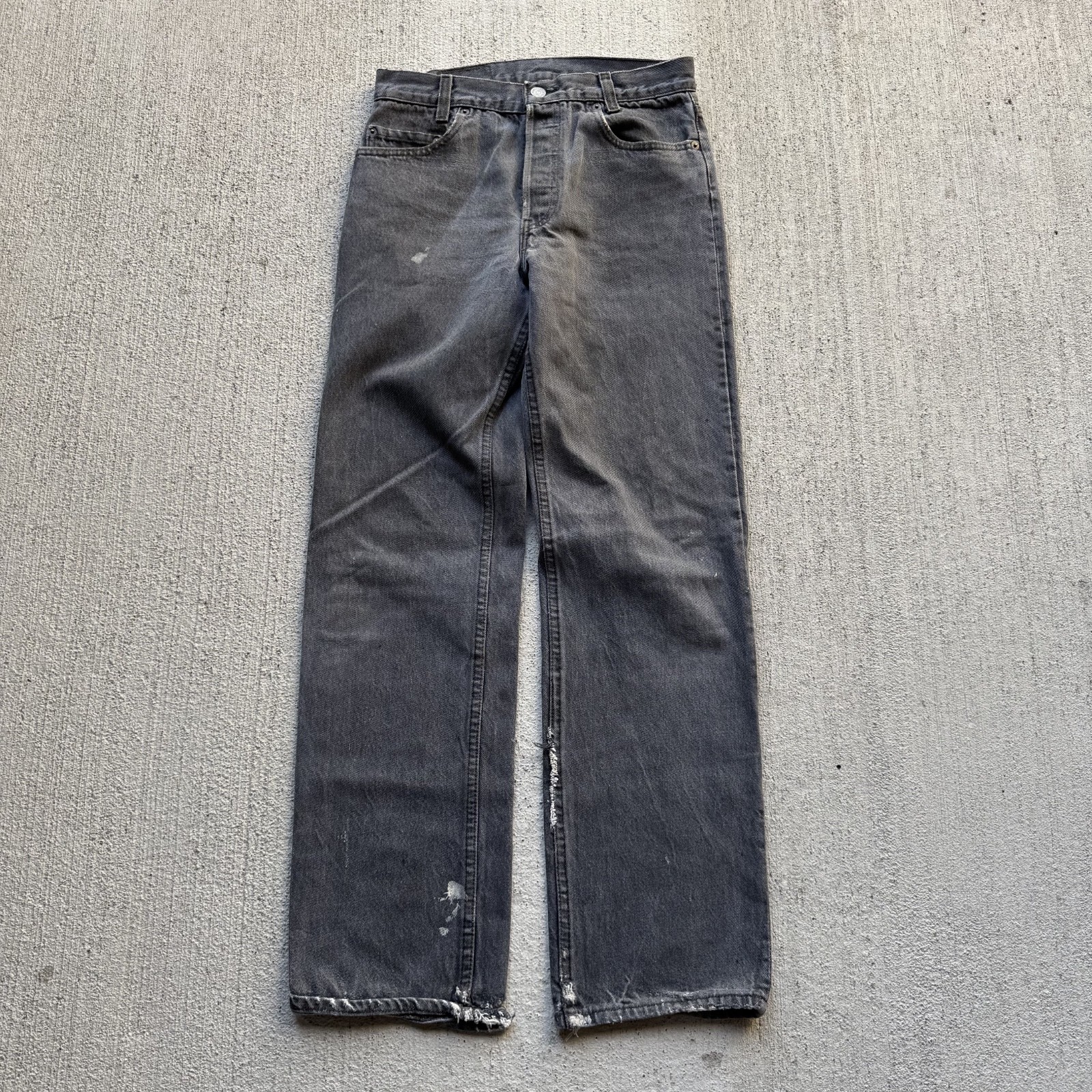 1980s Faded Black Women&rsquo;s Levi&rsquo;s 701 Made in USA Jeans 28×29