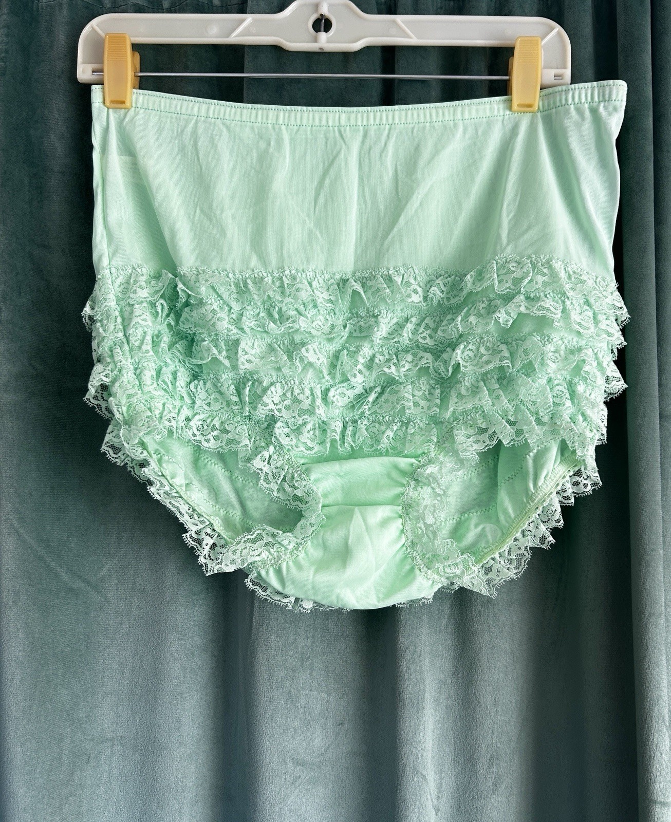 Vintage Partners Please Malco Modes Nylon Ruffle Rhumba Panties Size 10 Lot